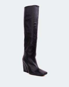 Blythe Black Leather sold by L'Intervalle