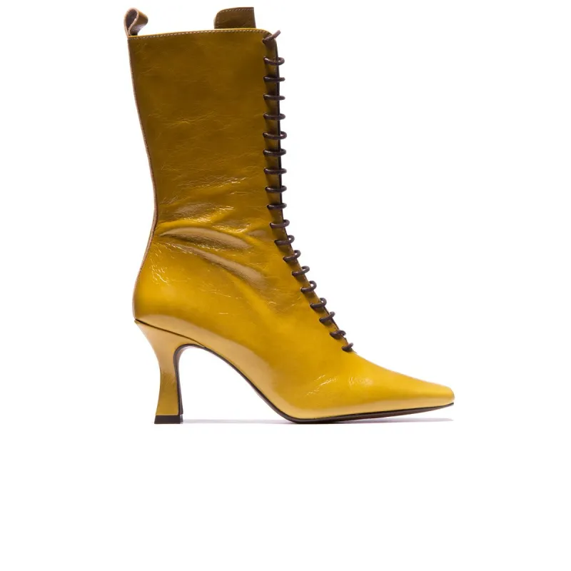 Armidale, Sage Leather sold by L'Intervalle