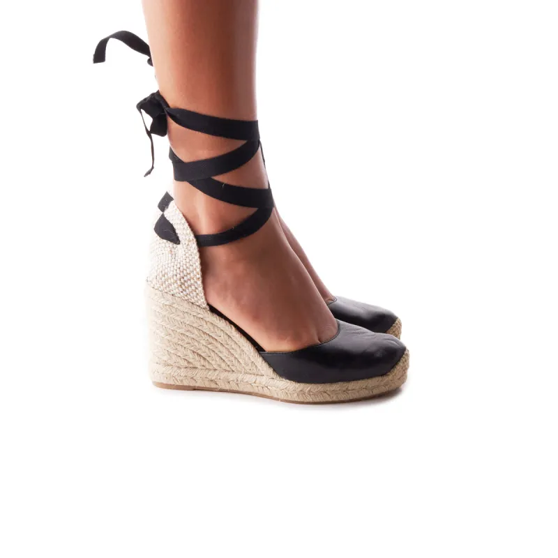 Elvira Black Leather sold by L'Intervalle