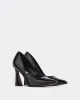 Amanda Black Naplack sold by L'Intervalle