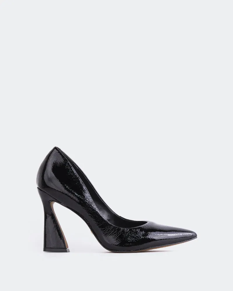 Amanda Black Naplack sold by L'Intervalle