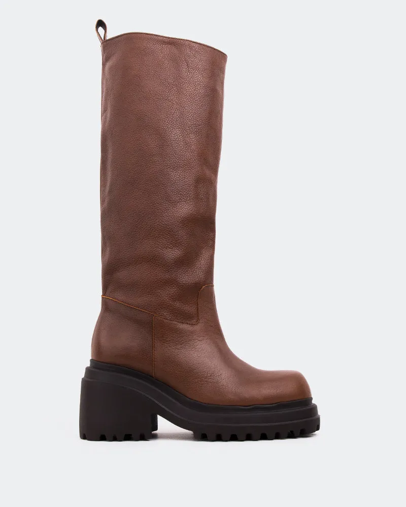 Fenton Tan Leather sold by L'Intervalle