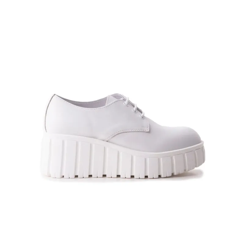 Professor White Leather sold by L'Intervalle