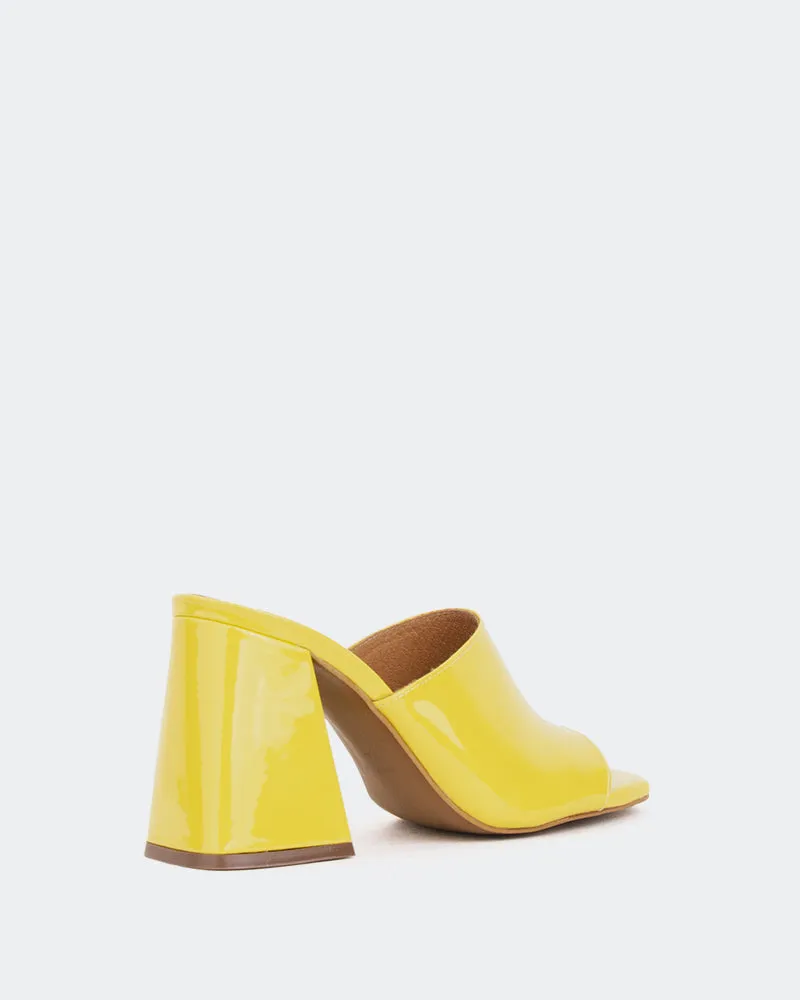 Herrera Yellow Patent/Verni Jaune sold by L'Intervalle product image thumbnail 3