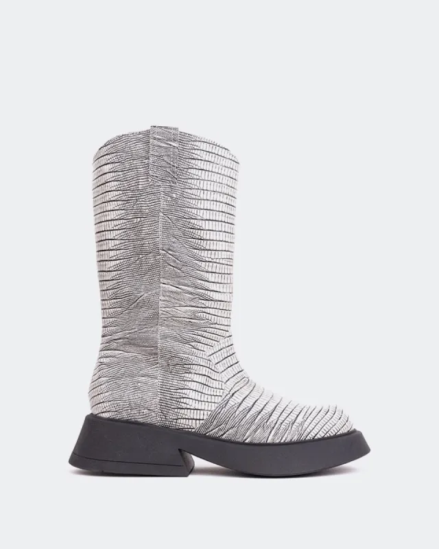 Gaulle Bone Leather sold by L'Intervalle