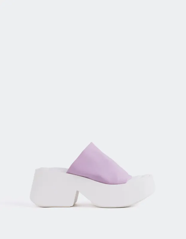 Douce Lilac Lycra sold by L'Intervalle