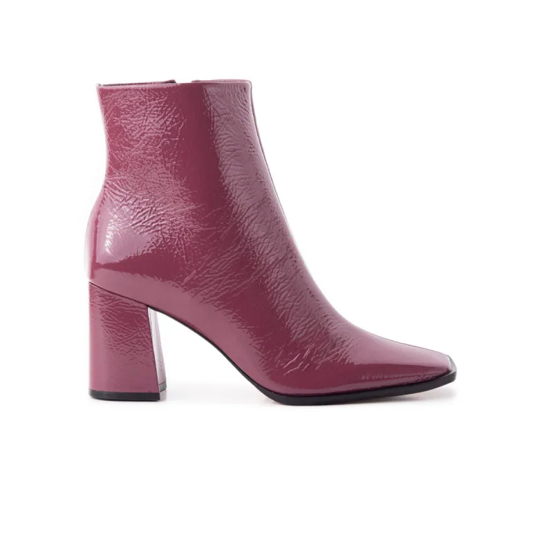 Bally Raisin Naplack sold by L'Intervalle