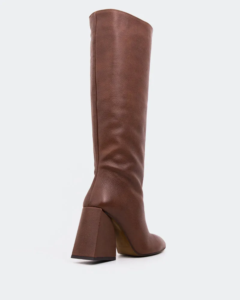 Camus Tan Leather sold by L'Intervalle product image thumbnail 3