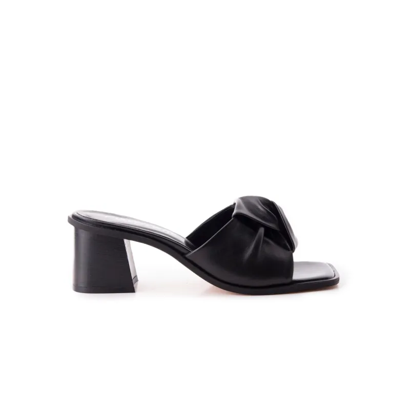 Rivoli Black Leather sold by L'Intervalle