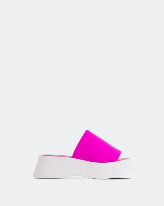 Liu Fucshia Lycra sold by L'Intervalle