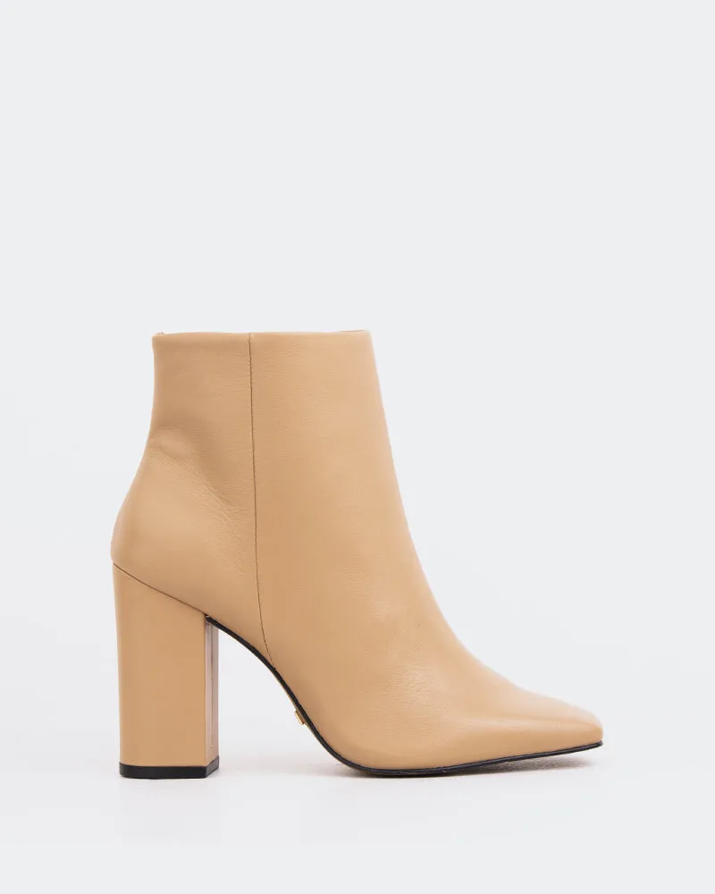 Nesrine Camel Leather sold by L'Intervalle