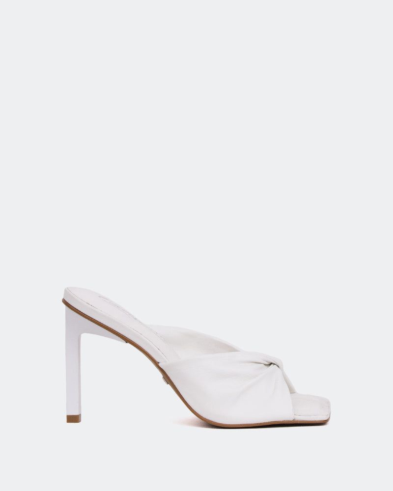 Paqueta, White Leather/Cuir Blanc sold by L'Intervalle