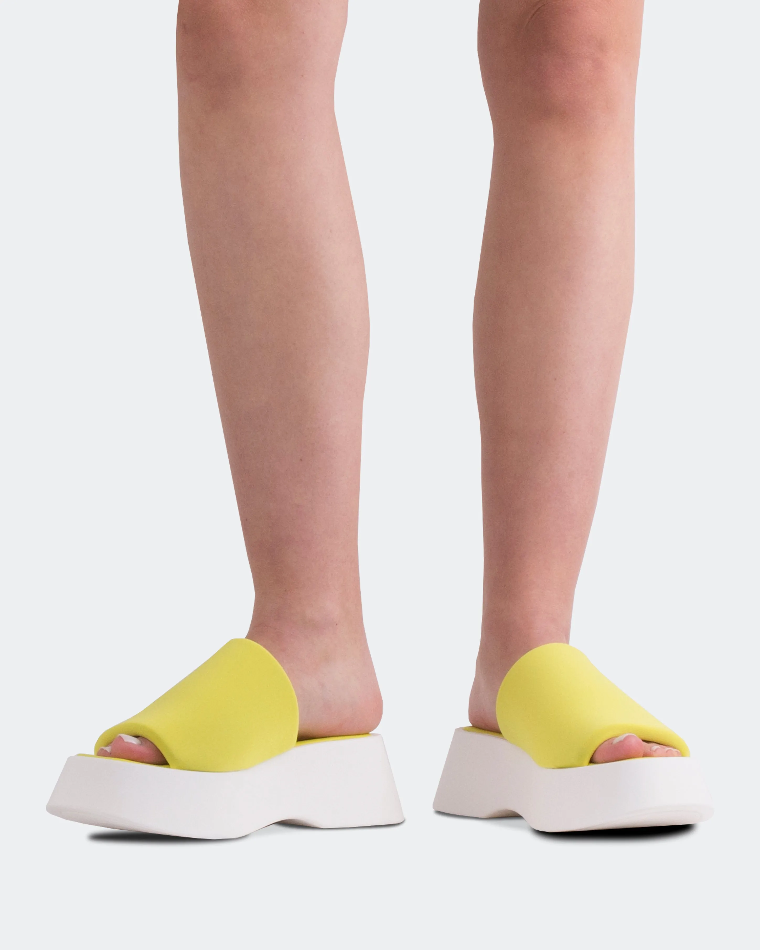 Liu Yellow Lycra sold by L'Intervalle product image thumbnail 2