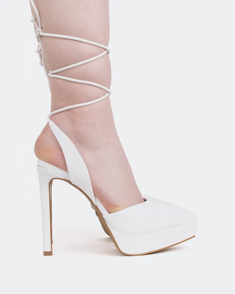 Privé White Leather sold by L'Intervalle