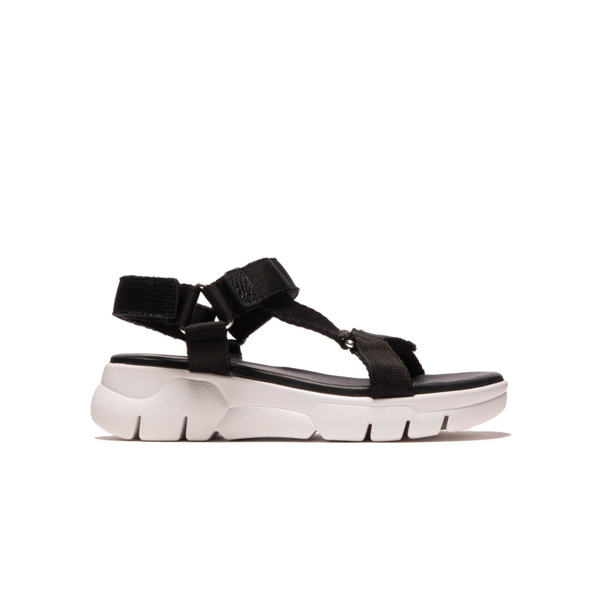 Chuki Black Leather sold by L'Intervalle