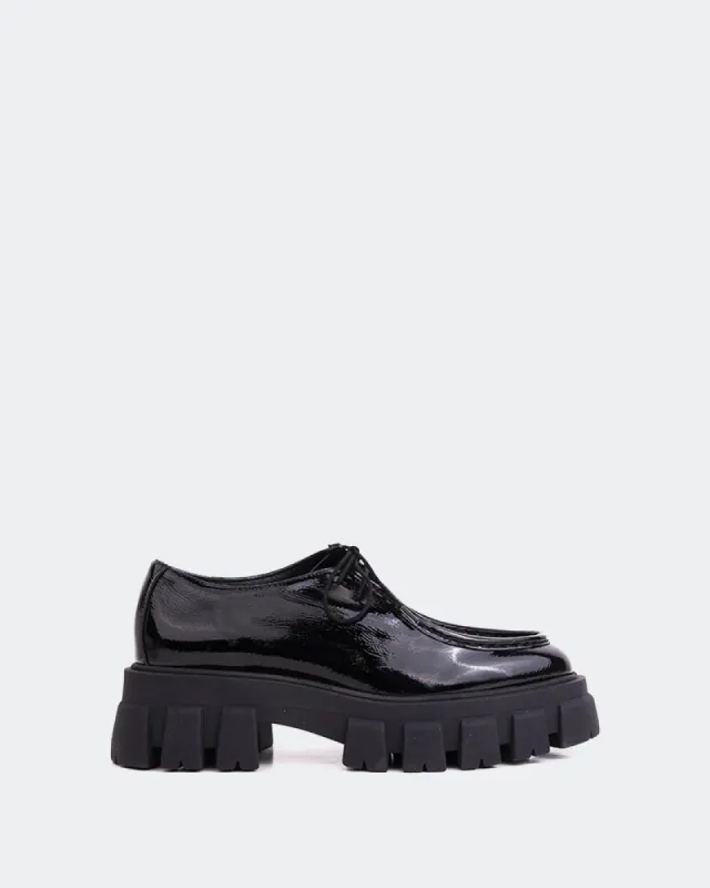 Nelson Black Naplack sold by L'Intervalle