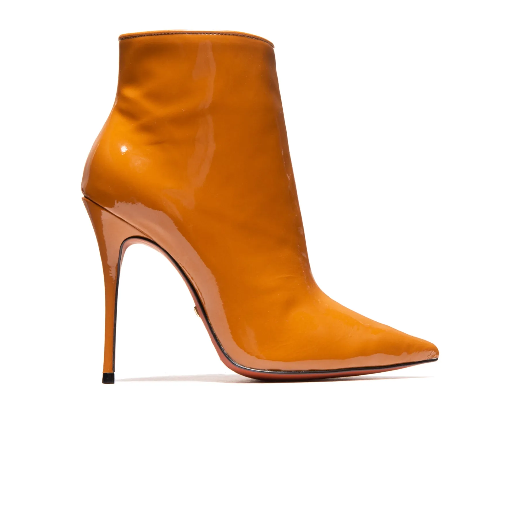 Maringa Honey Patent Leather sold by L'Intervalle