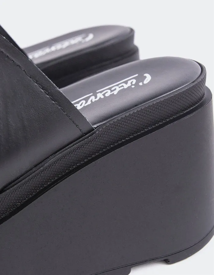 Positive Black Leather sold by L'Intervalle product image thumbnail 5