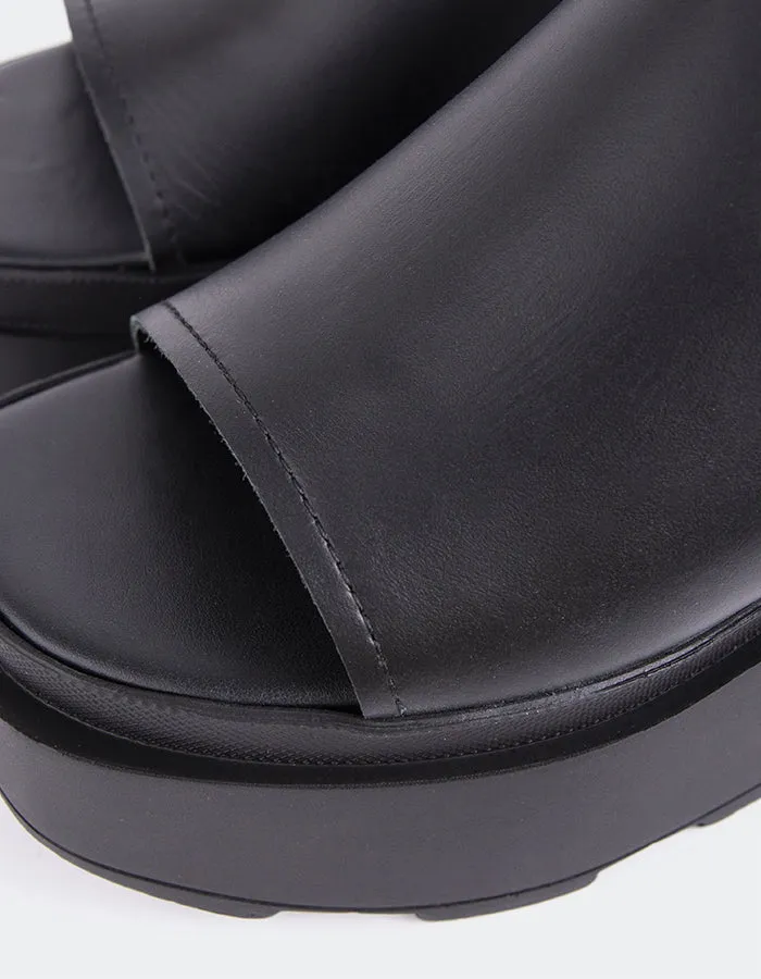 Positive Black Leather sold by L'Intervalle product image thumbnail 4