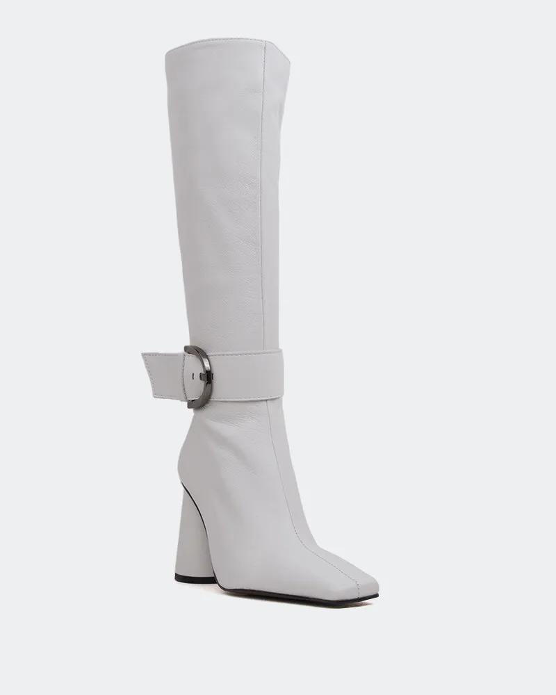 Dorset White Leather sold by L'Intervalle product image thumbnail 2