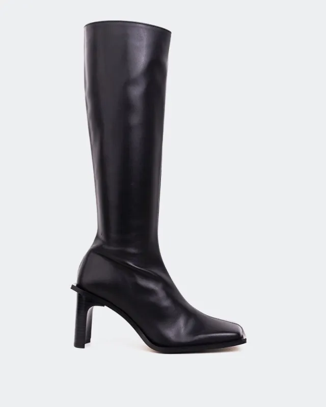Rivet Black Leather sold by L'Intervalle