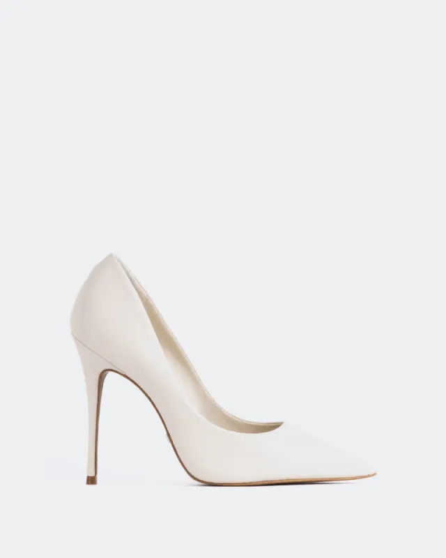 Teeva Off White Leather sold by L'Intervalle
