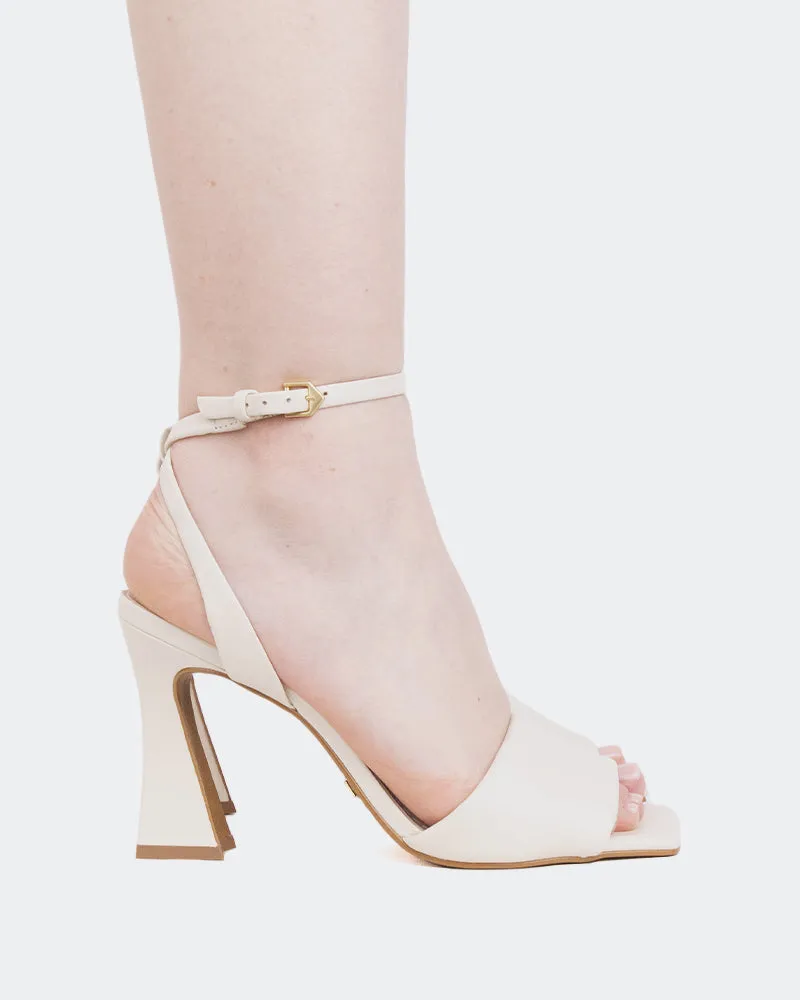 Flavia Off White Leather sold by L'Intervalle