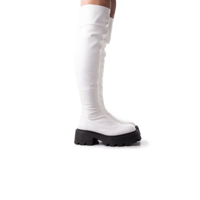 Salazar White Stretch sold by L'Intervalle