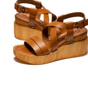 Jolly Tan Leather sold by L'Intervalle