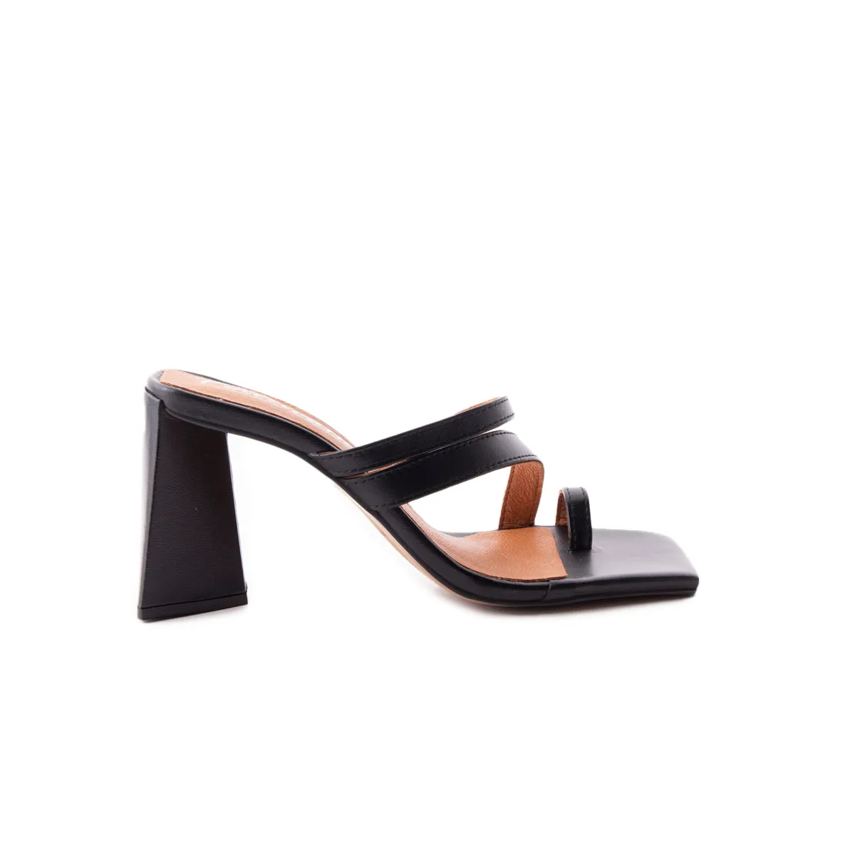 Malecon Black Leather sold by L'Intervalle