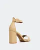 Dolcetto Camel Leather sold by L'Intervalle