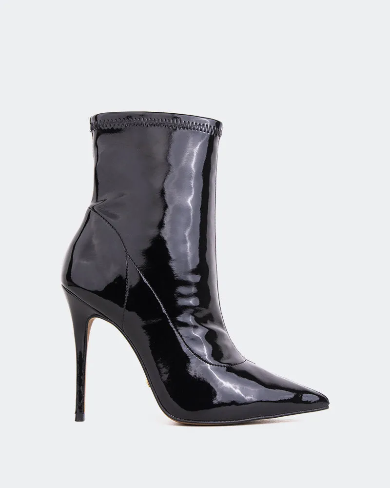 Aya Black Patent sold by L'Intervalle