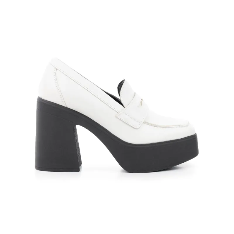 Scopello Off White Leather sold by L'Intervalle