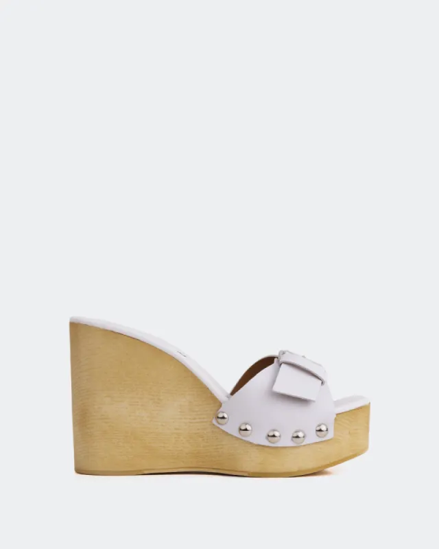 Adore White Leather sold by L'Intervalle