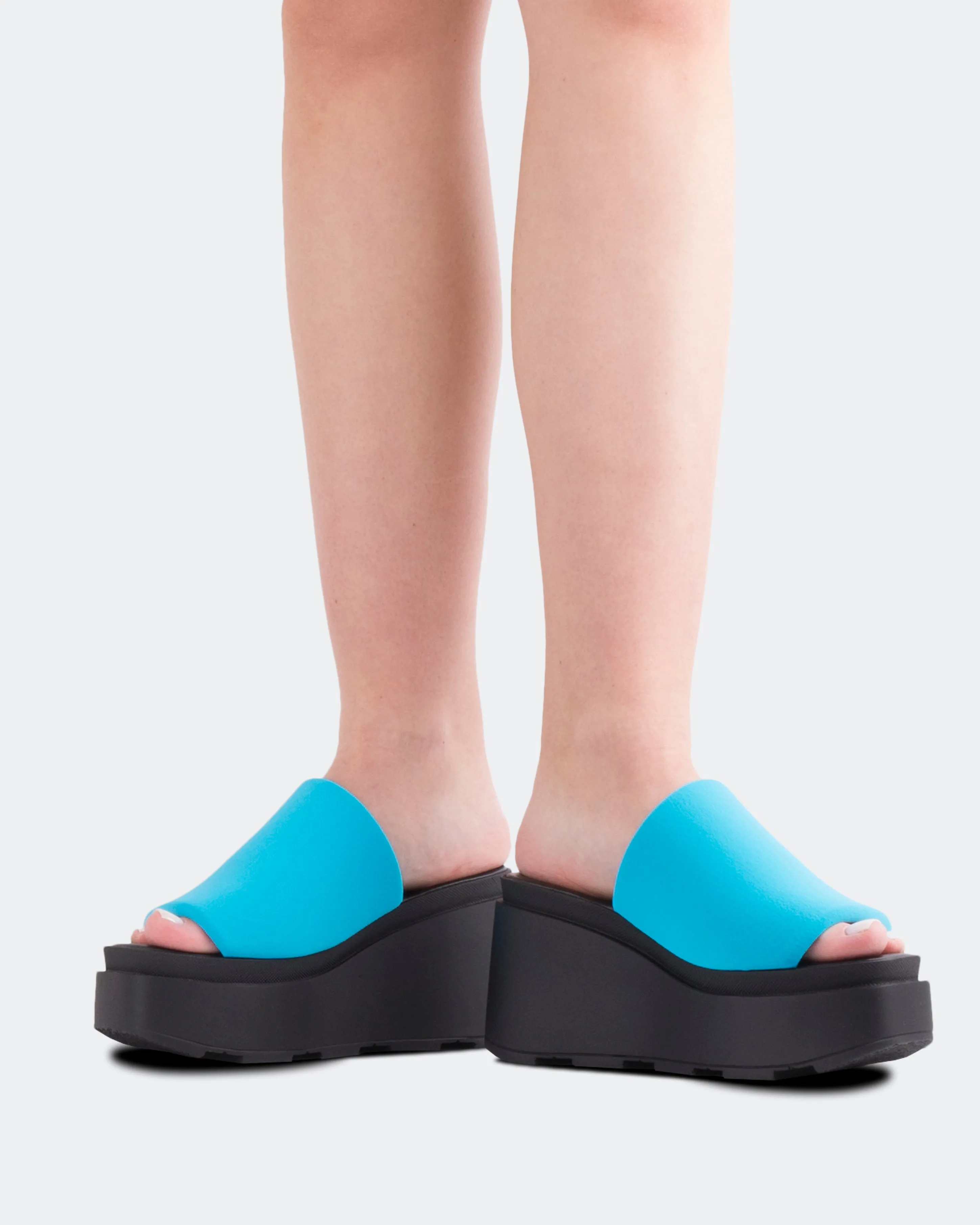 Jenner Blue Lycra sold by L'Intervalle product image thumbnail 2