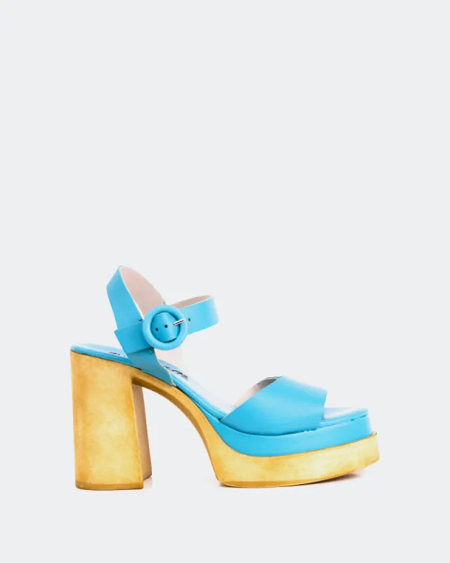 Starburst Blue Leather sold by L'Intervalle