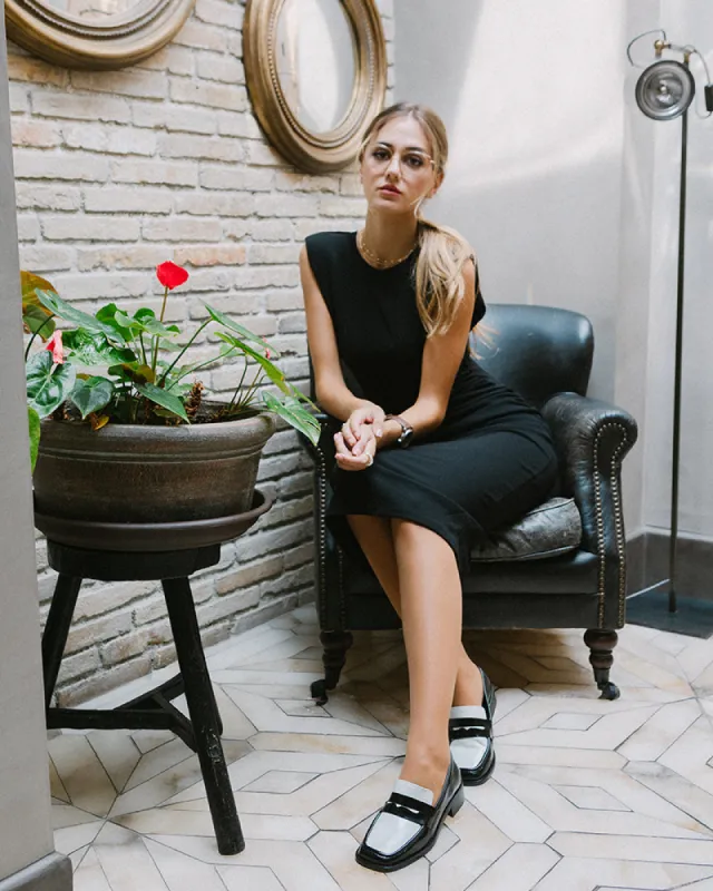 Londra Black & White Naplack sold by L'Intervalle