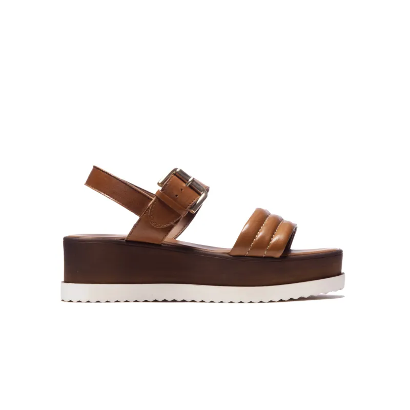 Como Tan Leather sold by L'Intervalle