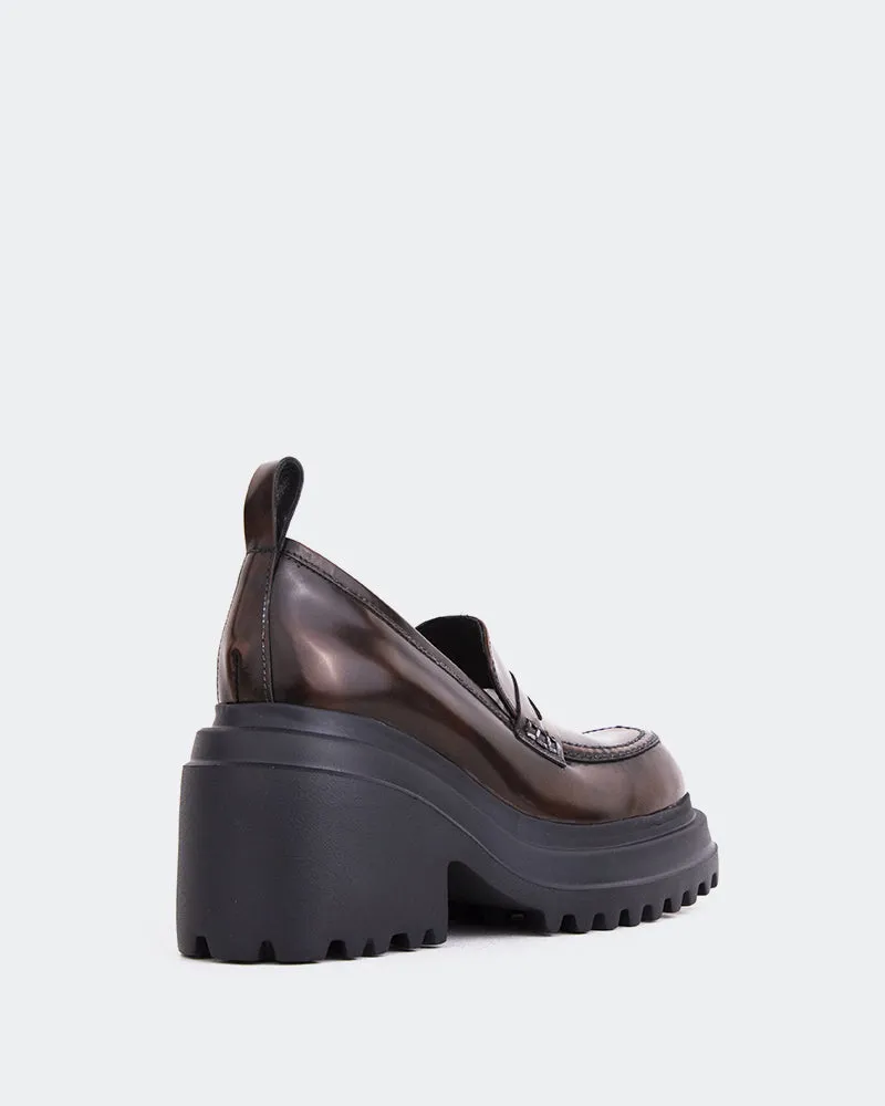 Legend Tan Leather sold by L'Intervalle product image thumbnail 3