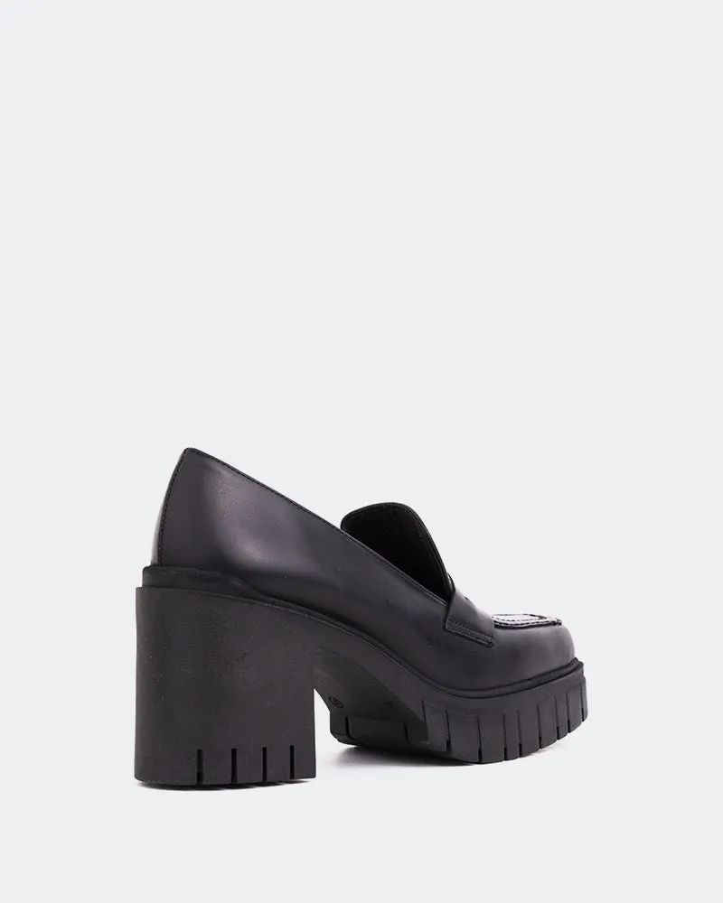 Hugo Black Leather sold by L'Intervalle product image thumbnail 3