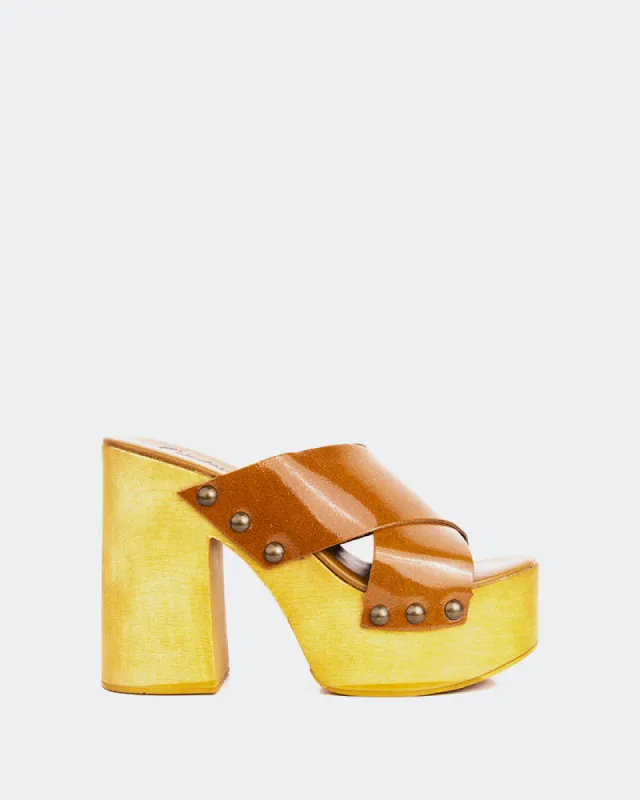 Twist Tan Leather sold by L'Intervalle