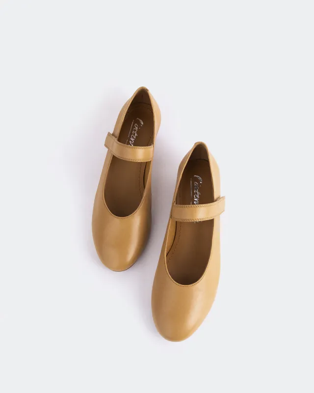 Jurgita Camel Leather sold by L'Intervalle