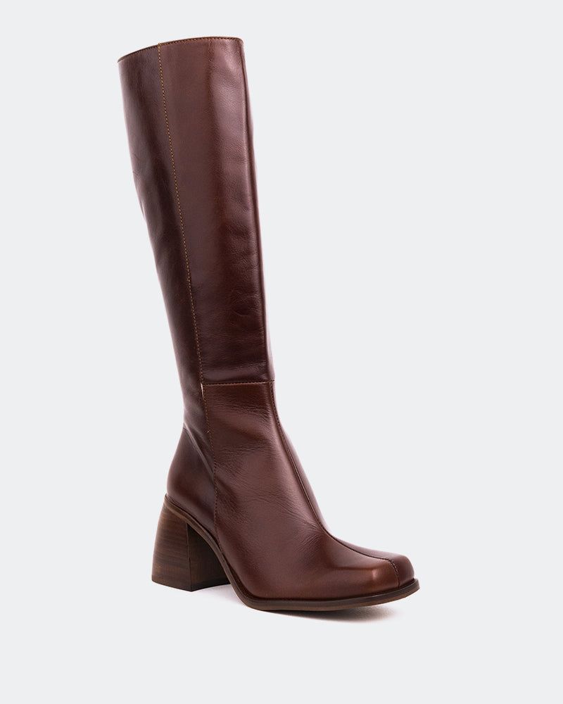 Beaumont Chestnut Leather sold by L'Intervalle product image thumbnail 2