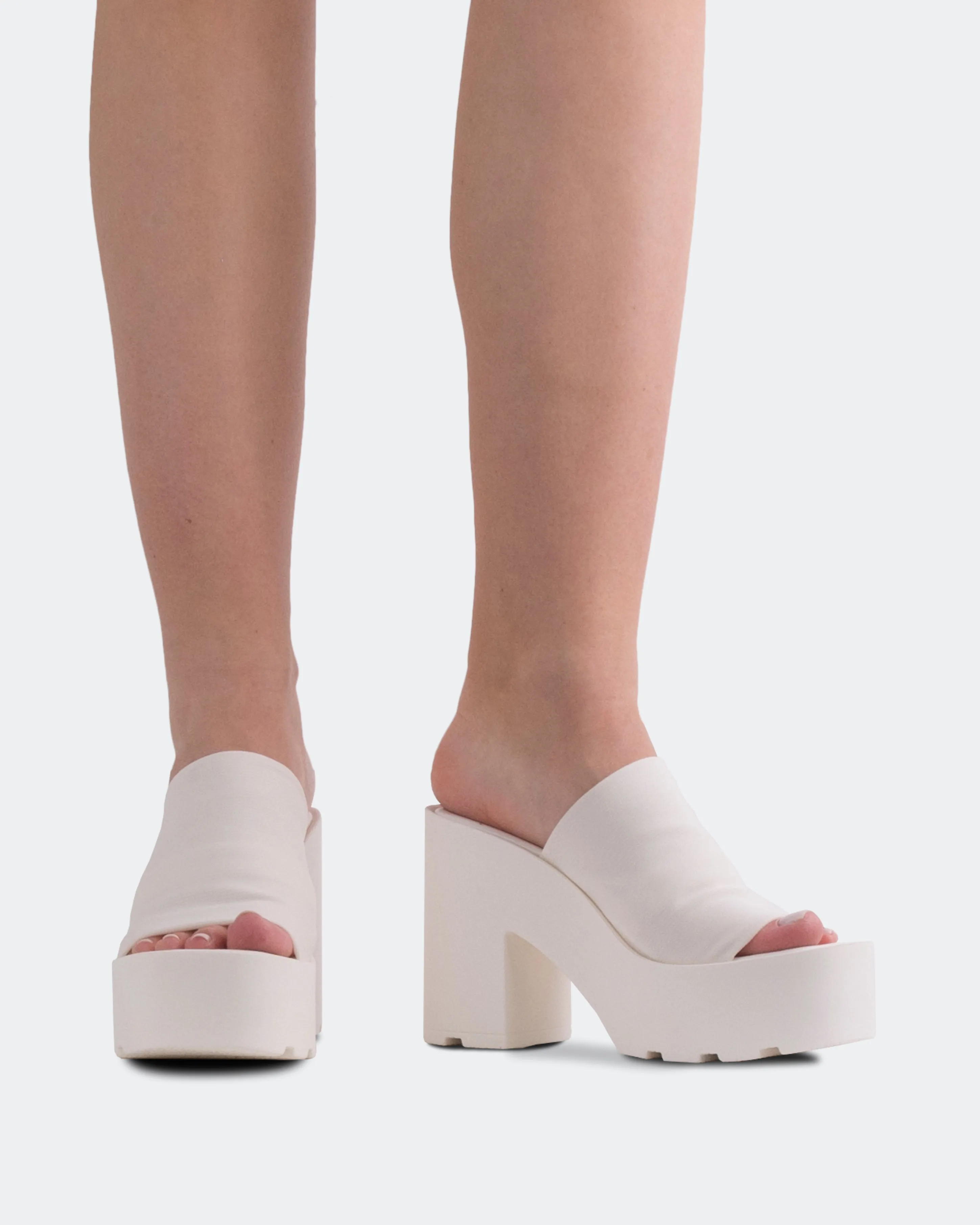 Carangi White Lycra sold by L'Intervalle product image thumbnail 2