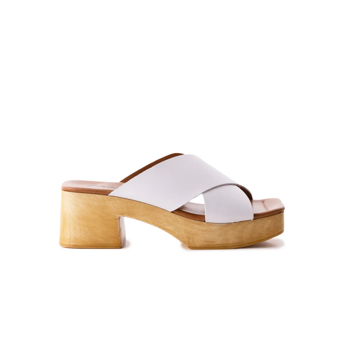 Esmée White Leather sold by L'Intervalle