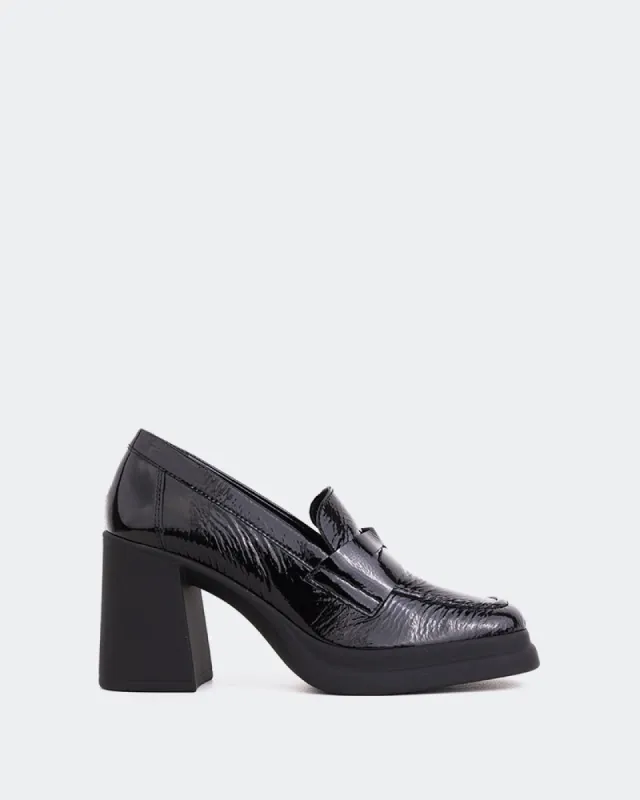 Mantova Black Naplack sold by L'Intervalle