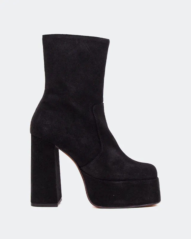 Tate Black Suede sold by L'Intervalle