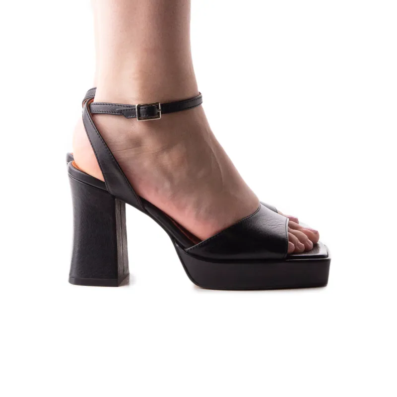 Alegre Black Leather sold by L'Intervalle