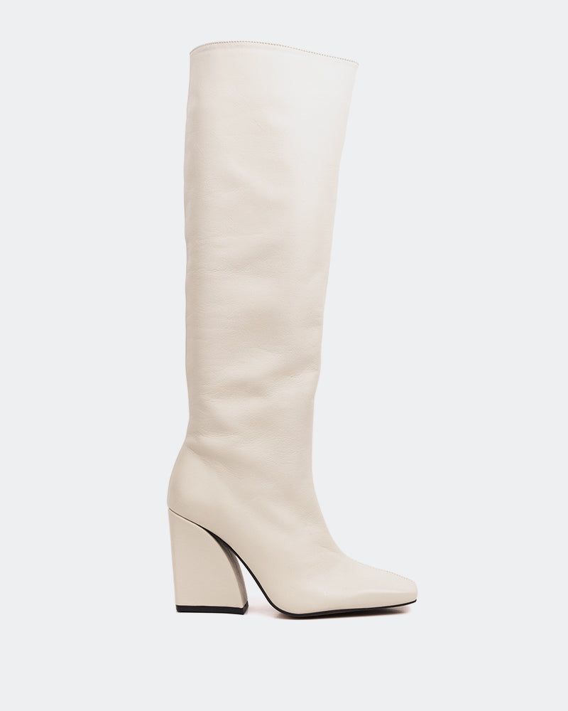 Blythe Off White Leather sold by L'Intervalle