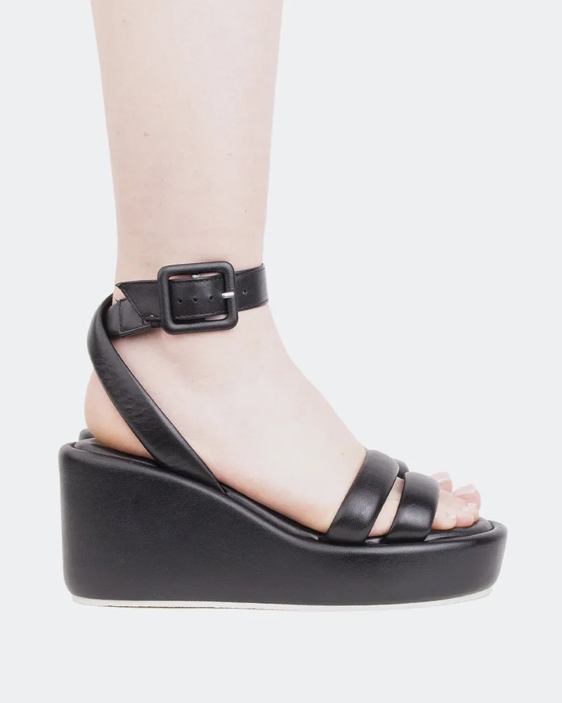 Geralda Black Leather sold by L'Intervalle